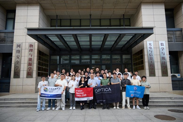 Holographic Data Storage Research Team