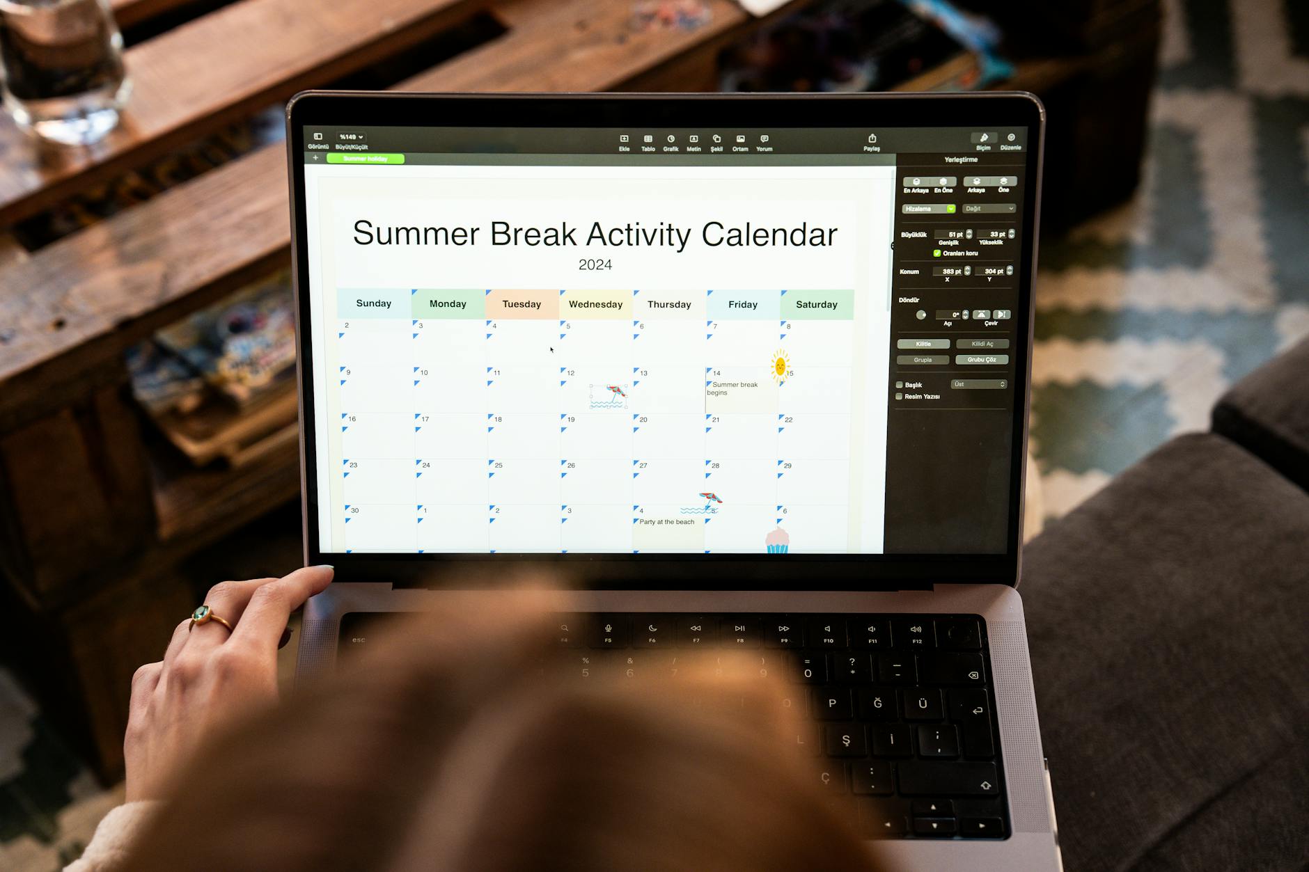 Digital calendar schedule displayed on a computer monitor
